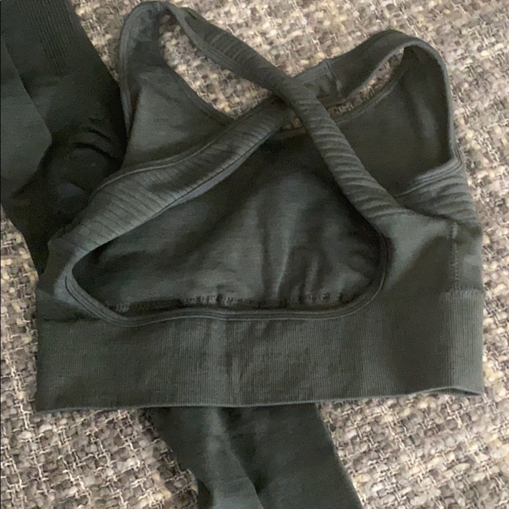 Alphalete Urban Chic open back bra